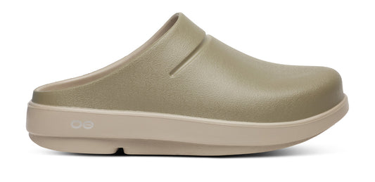 OOcloog Luxe Clog - Foliage lateral view