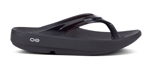 Women's OOlala Sandal - Black - OOFOS lateral view