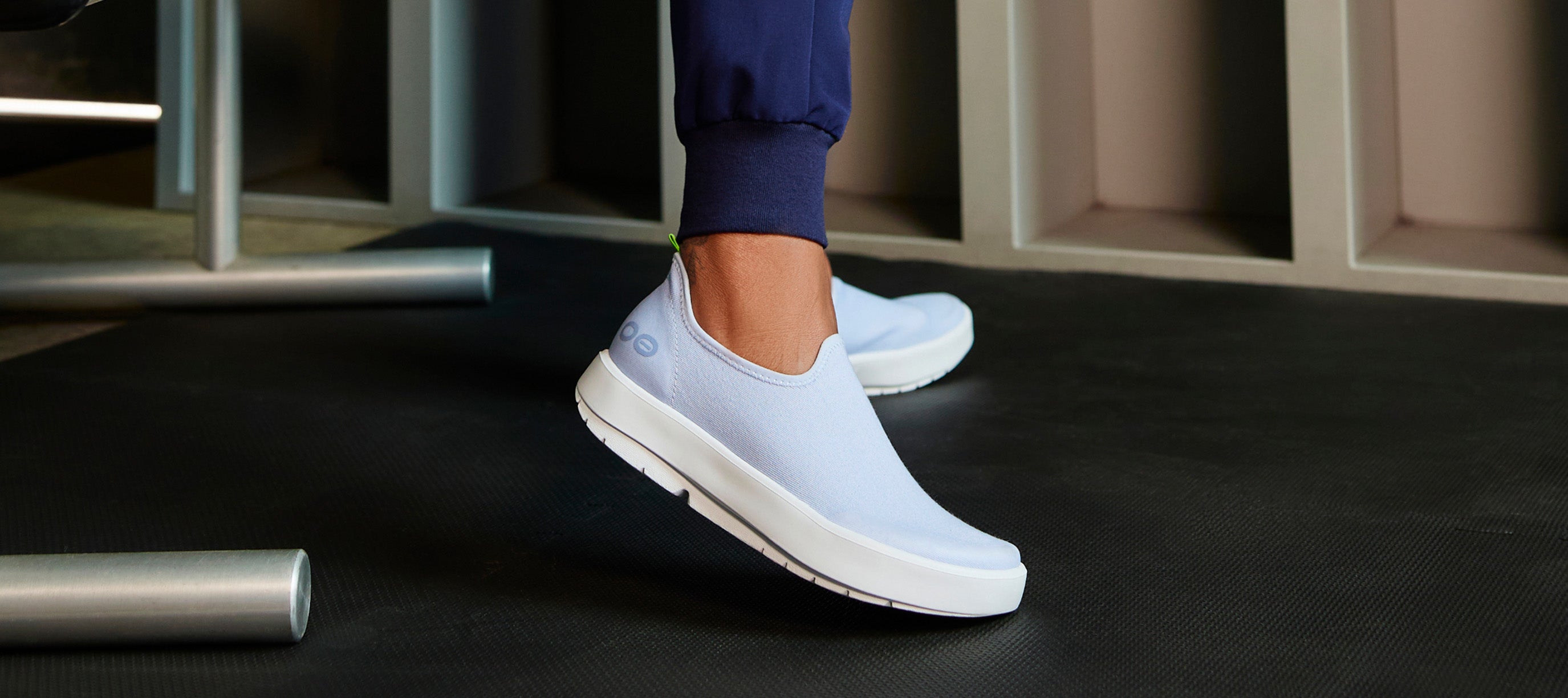 Men's & Women's OOmg eeZee – OOFOS