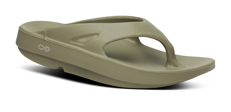 BEAUTY&YOUTH＜OOFOS＞OOriginal 25cm Amazon.com | OOFOS Unisex Original Thong flip flop, Navy