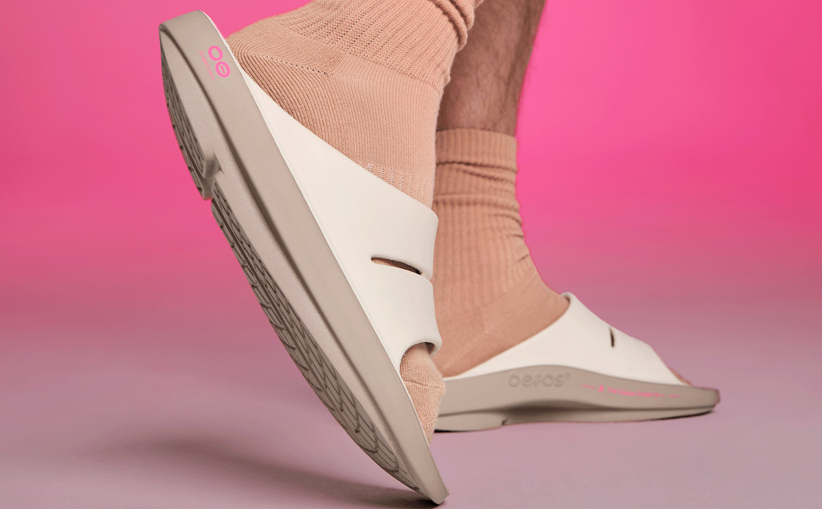 Men's Limited Edition 2025 OOahh FUSED - Project Pink – OOFOS Men's Limited Edition 2025 OOahh FUSED - Project Pink – OOFOS