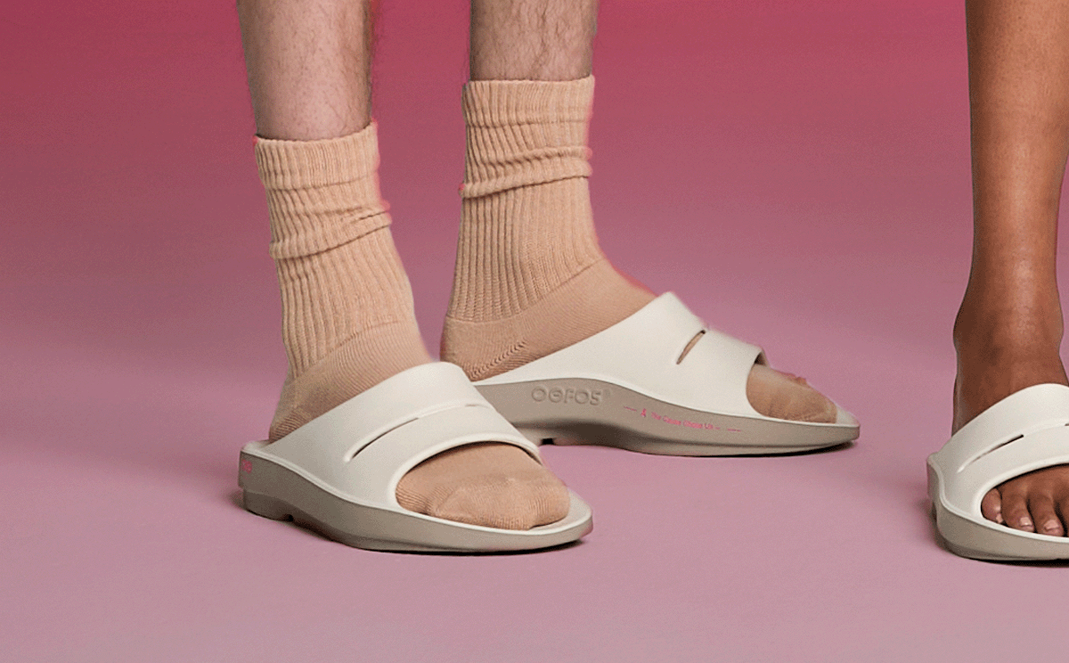 【OOFOS】OOAHH FUSED PROJECT PINK 2025 サンダル Men's Limited Edition 2025 OOahh FUSED - Project Pink – OOFOS