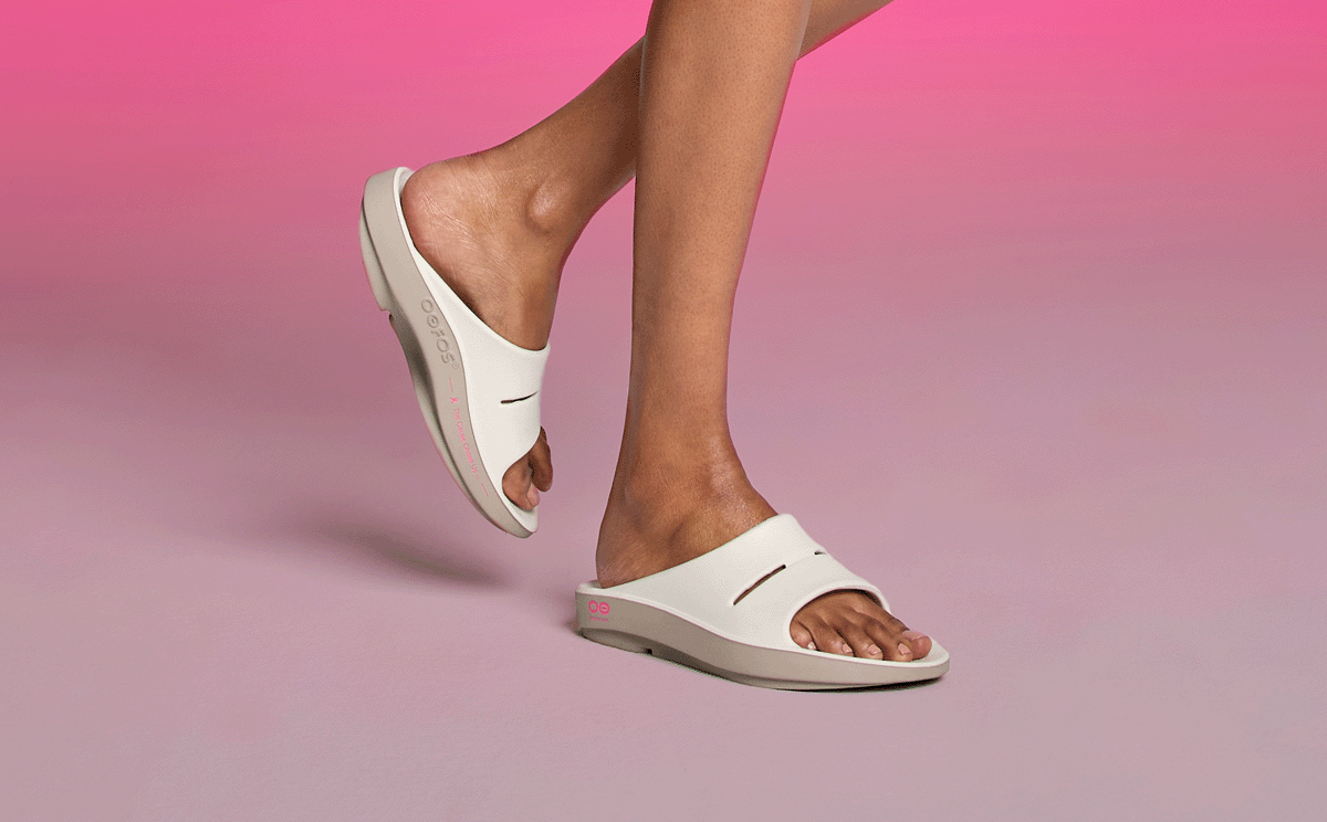 Women's Limited Edition 2025 OOahh FUSED - Project Pink – OOFOS Women's Limited Edition 2025 OOahh FUSED - Project Pink – OOFOS