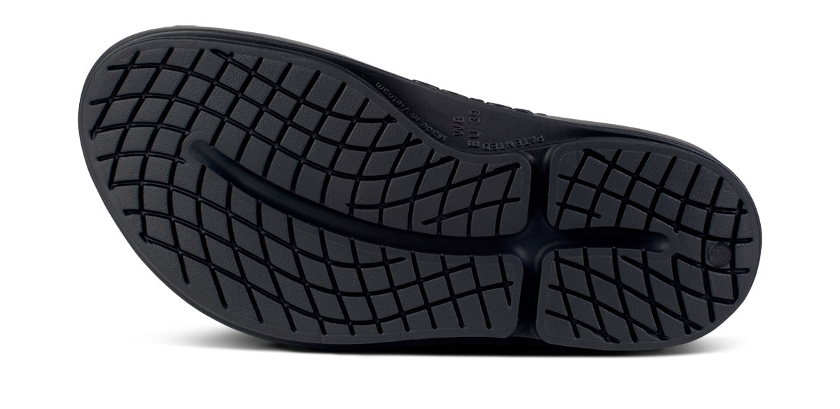 ◆OOFOS◆ OOAHH LUXE LATTE Elegant Luxe Latte 5002535493 Women's OOmega OOahh Luxe Sandal - Latte – OOFOS