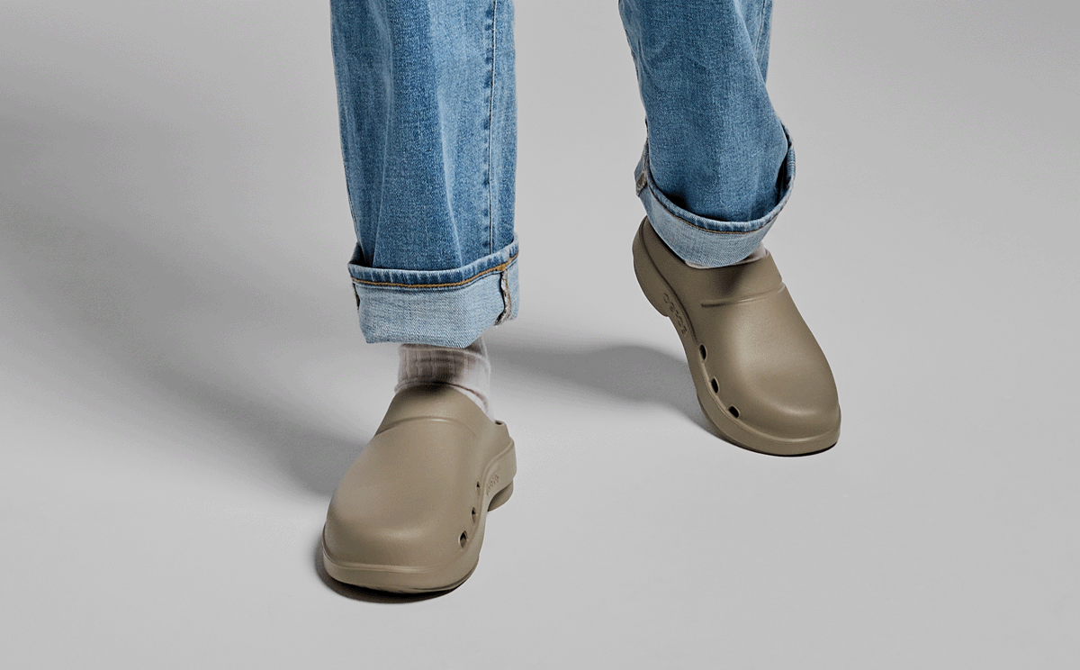 Women's OOcloog Clog - Nomad front view of model walking in studio | lifestyle