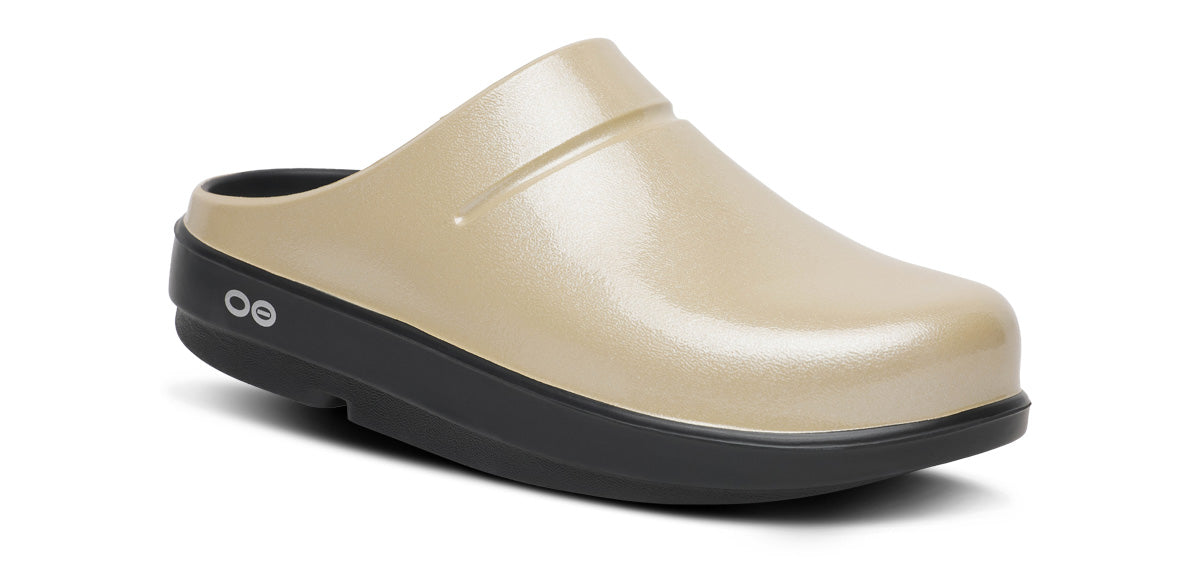 Women's OOcloog Luxe Clog - Champagne main view