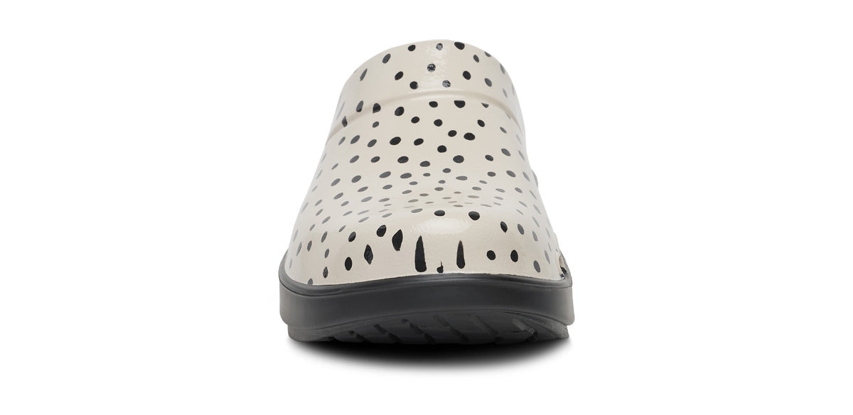 Women's OOcloog Limited Edition Clog - Pebble front view