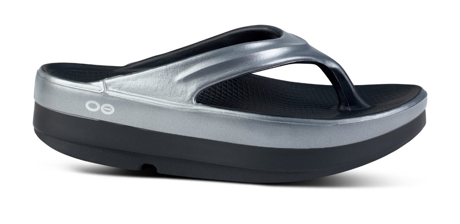 Women's OOmega OOlala Stacked Sandal - Basalt (SALE) – OOFOS
