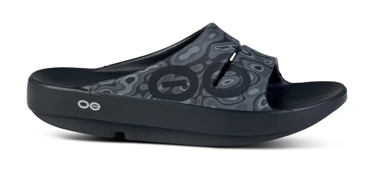 靴 OOFOS OOAHH SPORT - BLACK WATER CAMO Men's OOahh Sport Slide Sandal - Black Water Camo – OOFOS