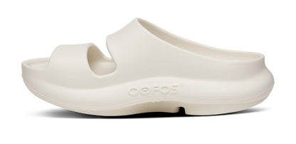 Women's OOyea Slide Sandal - Chalk medial view