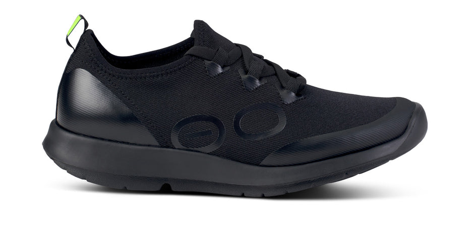 Women's OOmg Sport LS Low Shoe - Black (FINAL SALE) – OOFOS