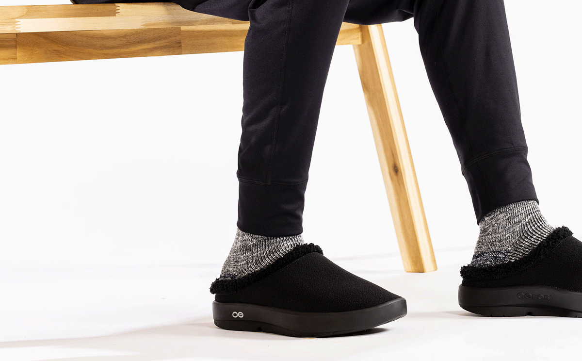 Men's OOcloog Black Clog – OOFOS