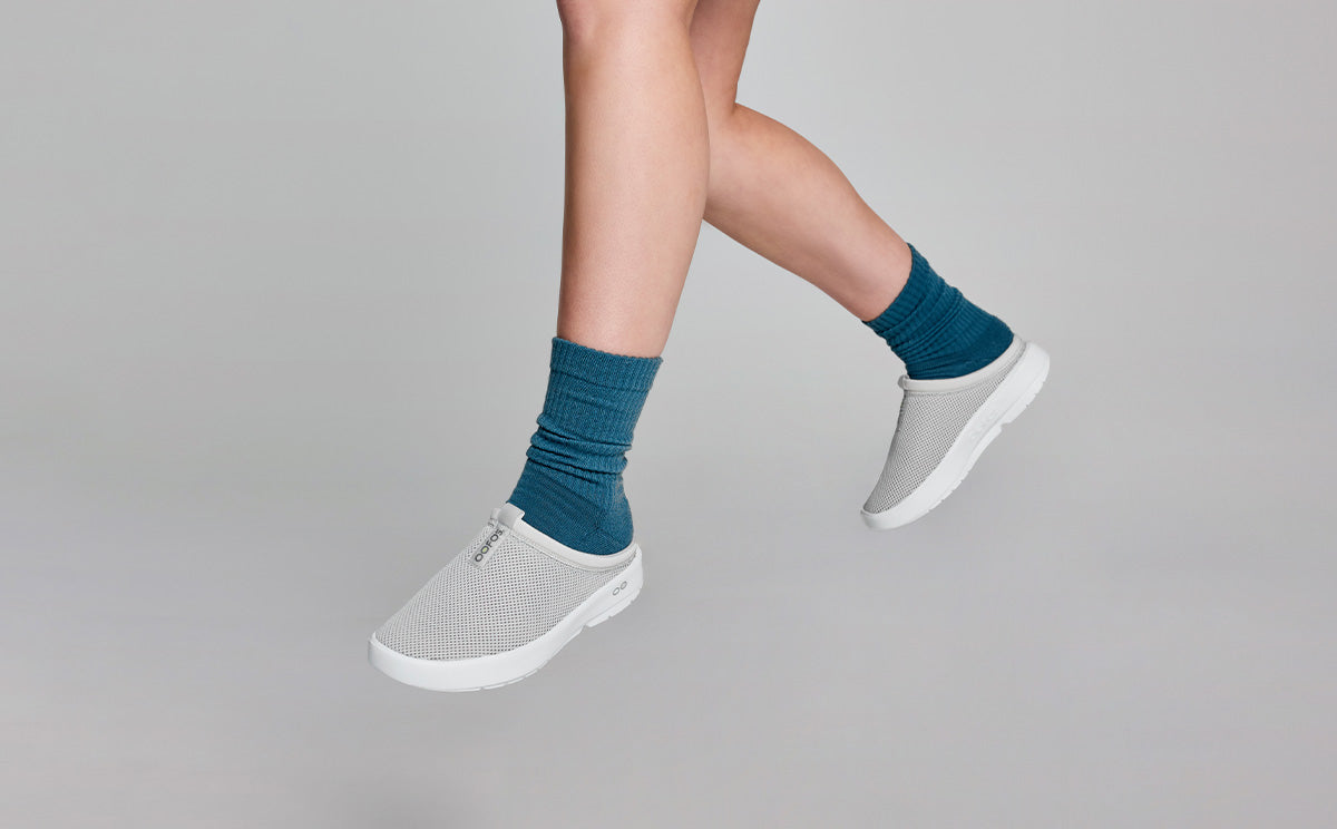 Zulily oofos clearance
