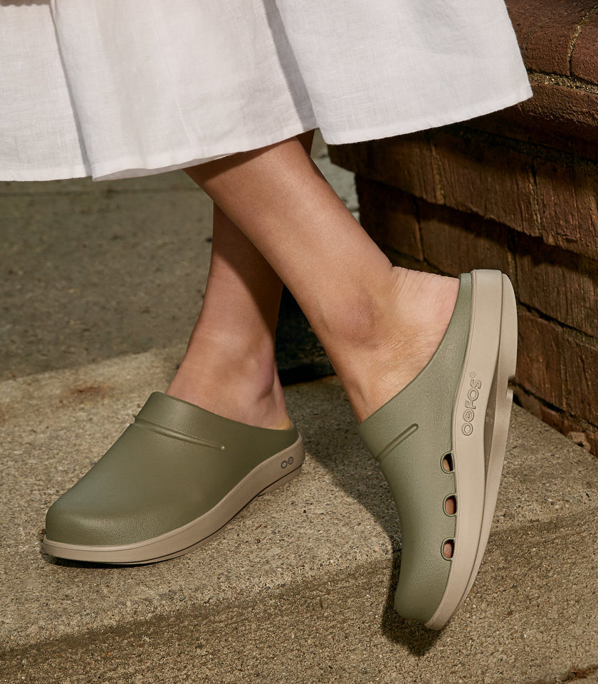 Women's Recovery Shoes – OOFOS