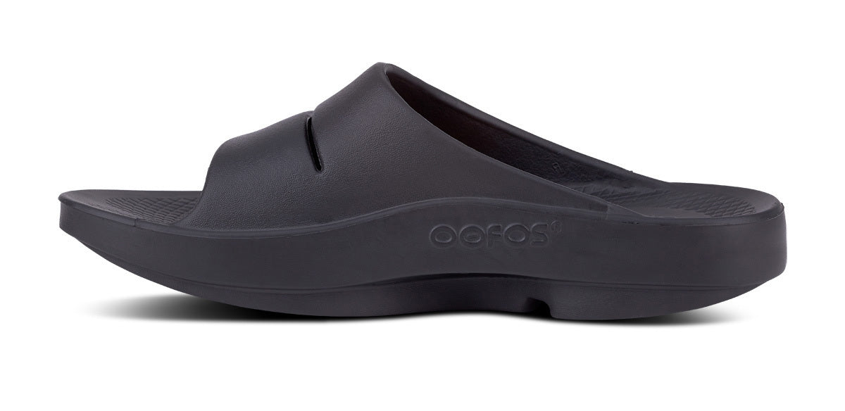 Women's OOahh Slide Sandal - Black - OOFOS medial view