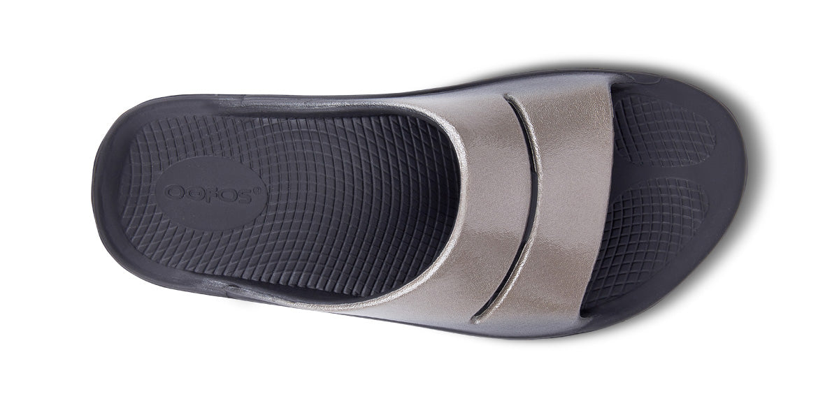 Women's OOmega OOahh Luxe Sandal - Latte – OOFOS