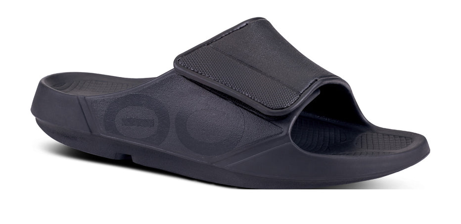 Men's OOahh Matte Black Sport Flex Sandal – OOFOS Men's OOahh Matte Black Sport Flex Sandal – OOFOS